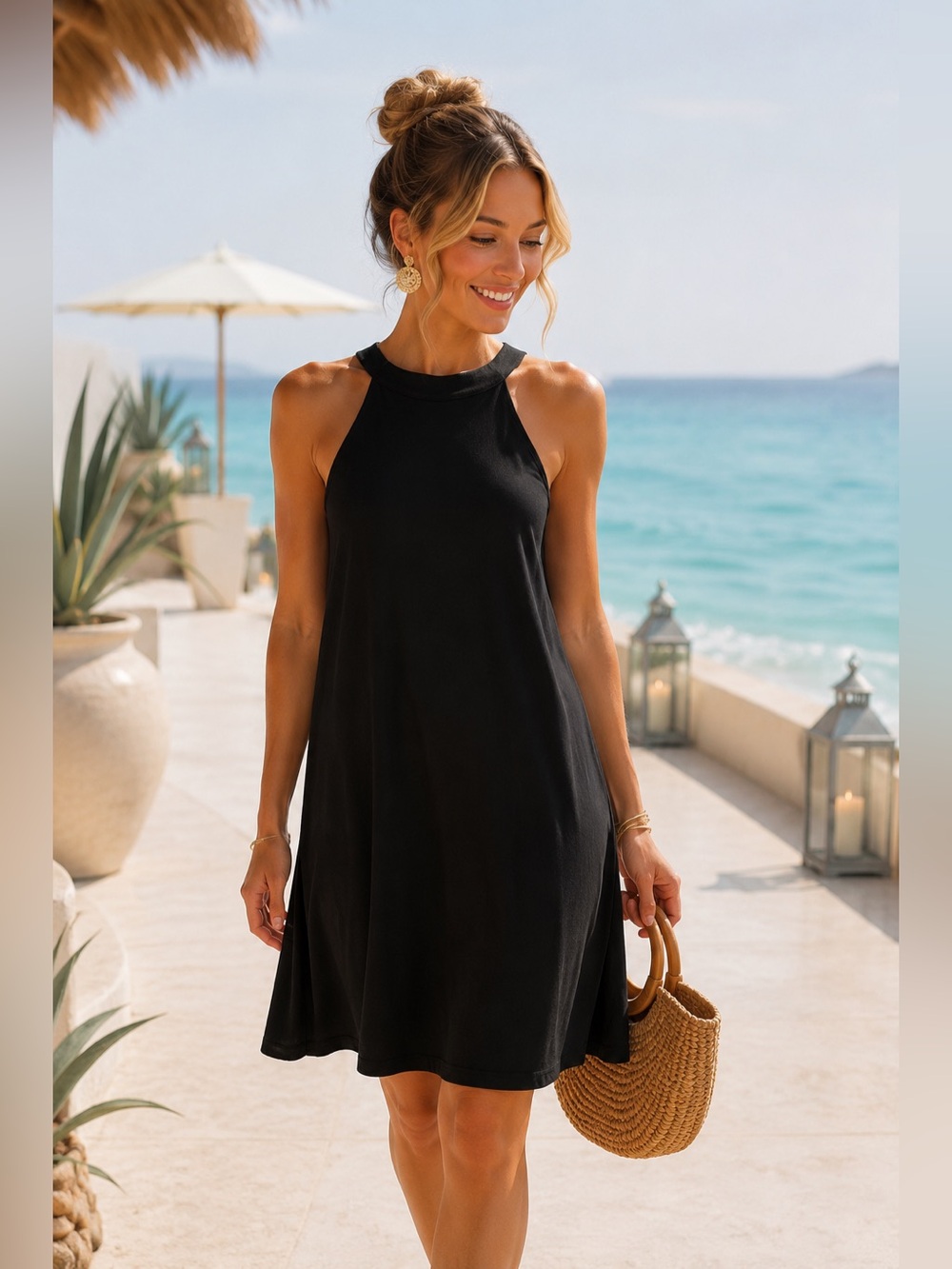 VENUS Black Sleeveless Halter Shift Dress – Classic Keyhole Back